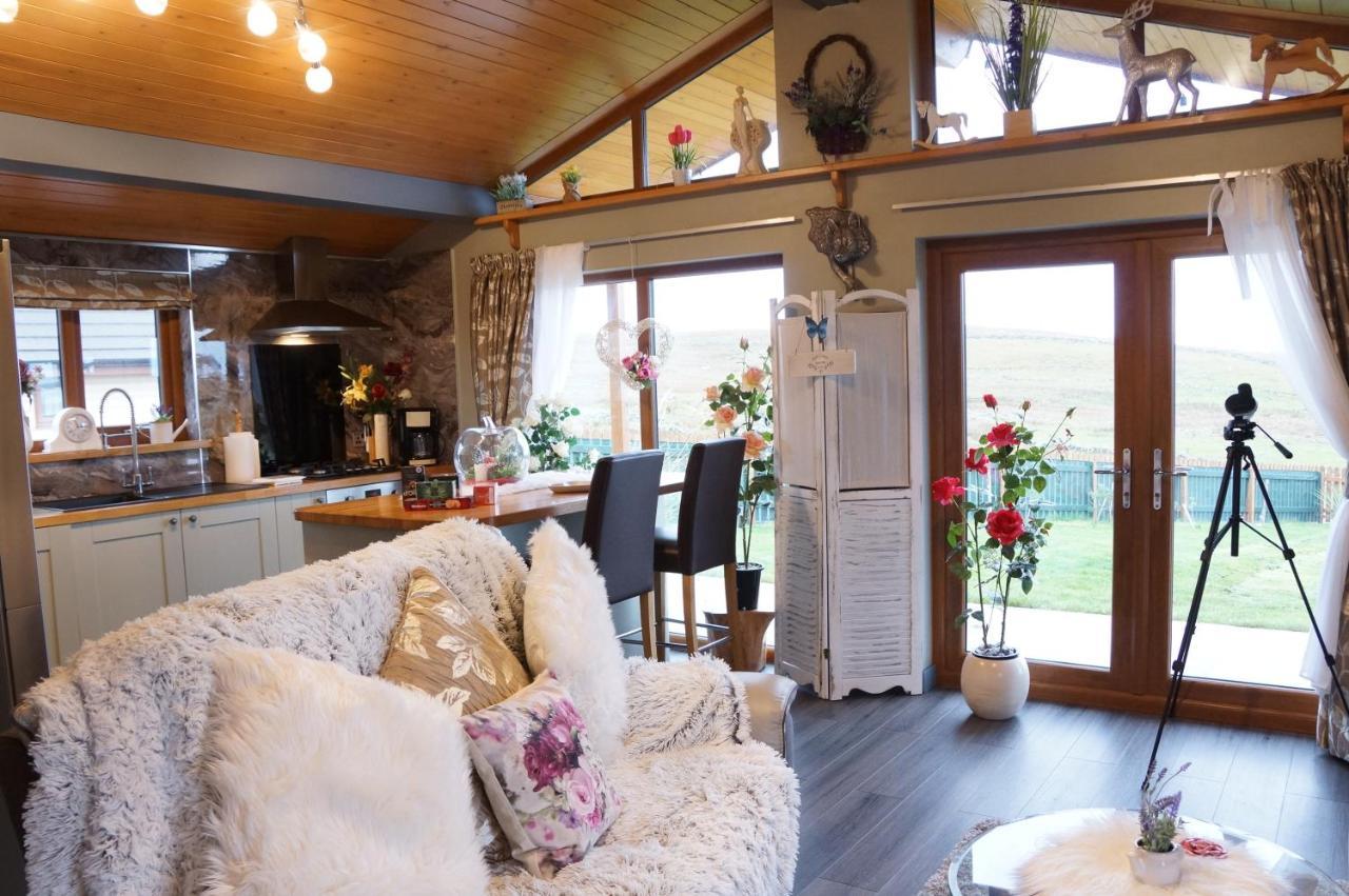 West Horizon Holiday Cottage Lochinver Eksteriør billede