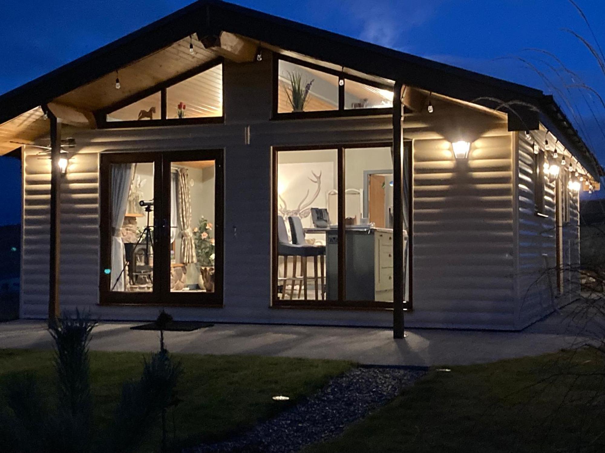 West Horizon Holiday Cottage Lochinver Eksteriør billede